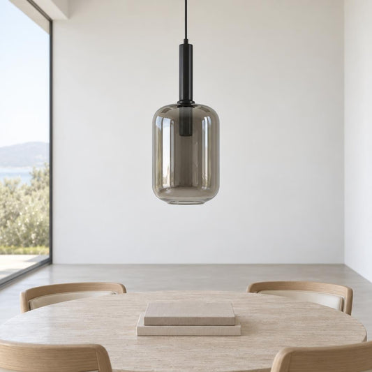 Lekar pendellampe i sort glas – Light & Living – stemningsbillede