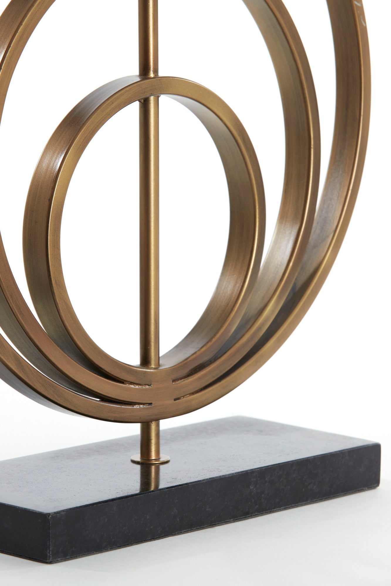 gouden-ronde-lampenvoet-light-living-cassel-variant-image5