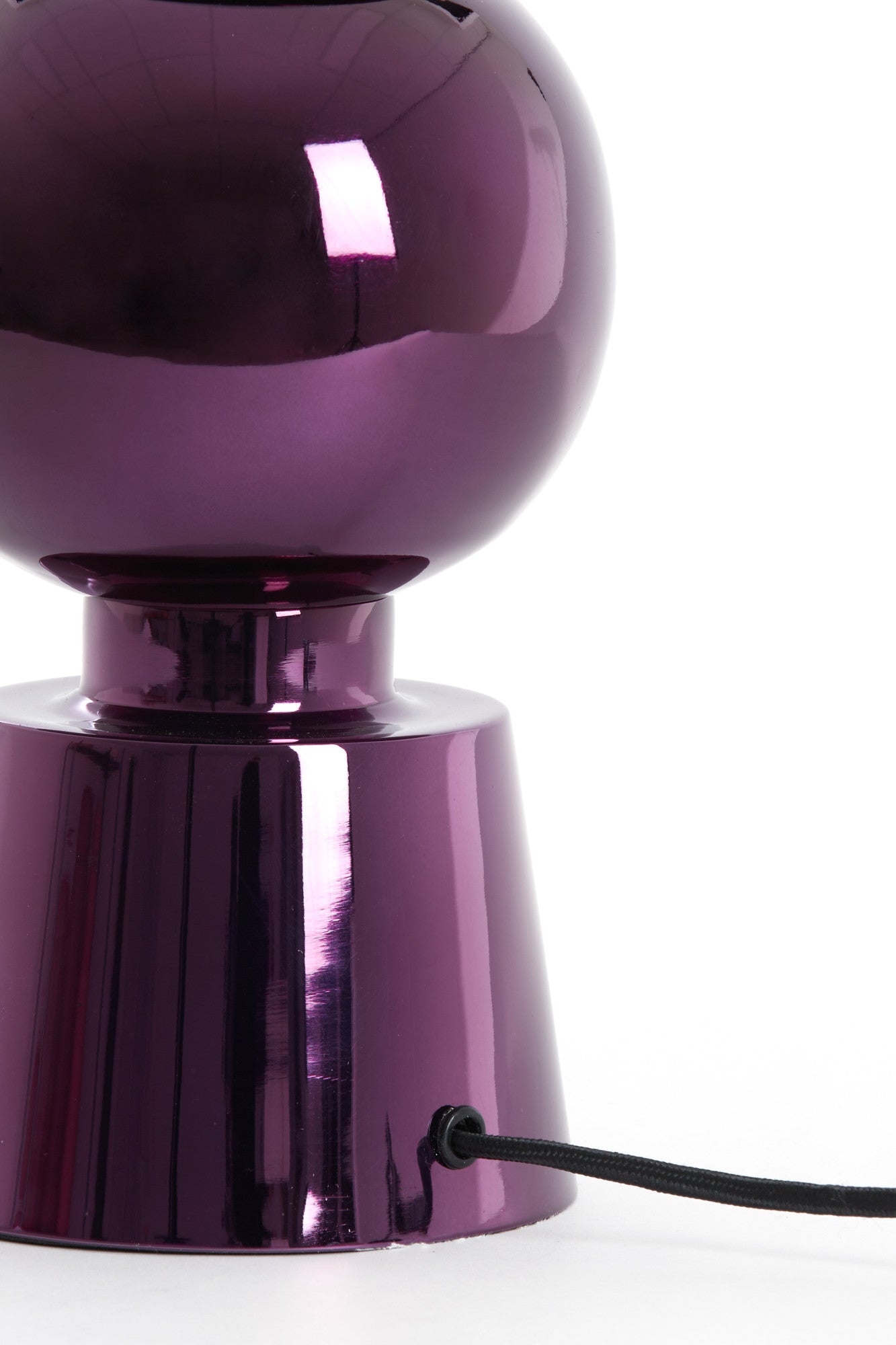 kunststof-tafellamp-bordeauxrood-luxe-en-warm-light-living-berisso-variant-image6