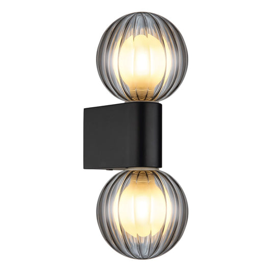 moderne-wandlamp-met-glazen-bollen-ander-main-image