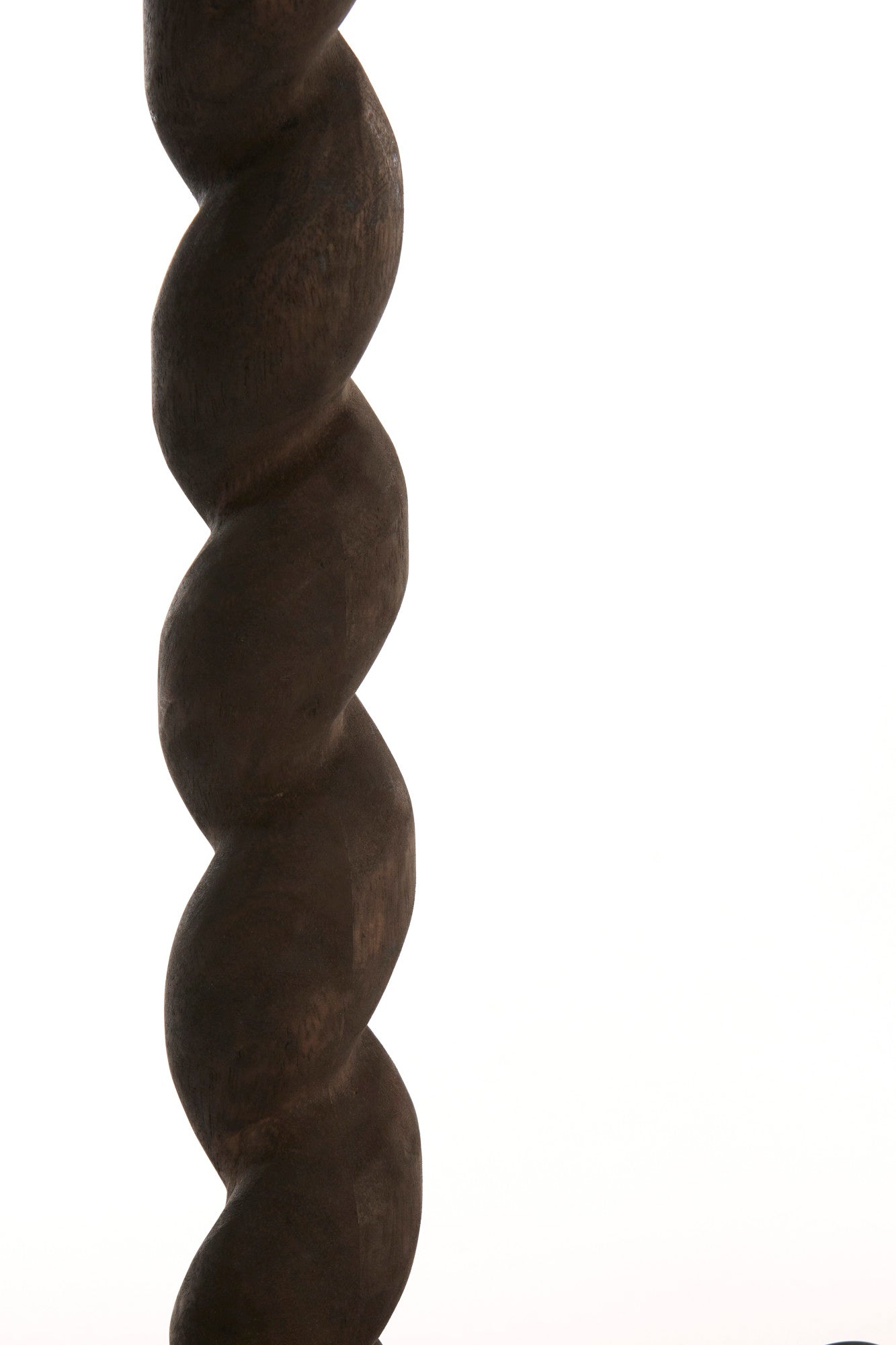 zwarte-gedraaide-lampenvoet-light-living-nanno-variant-image5