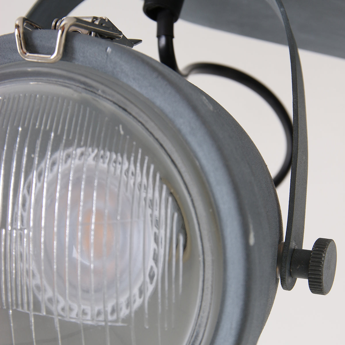 industriele-glazen-spot-grijs-metaal-mexlite-paco-variant-image12