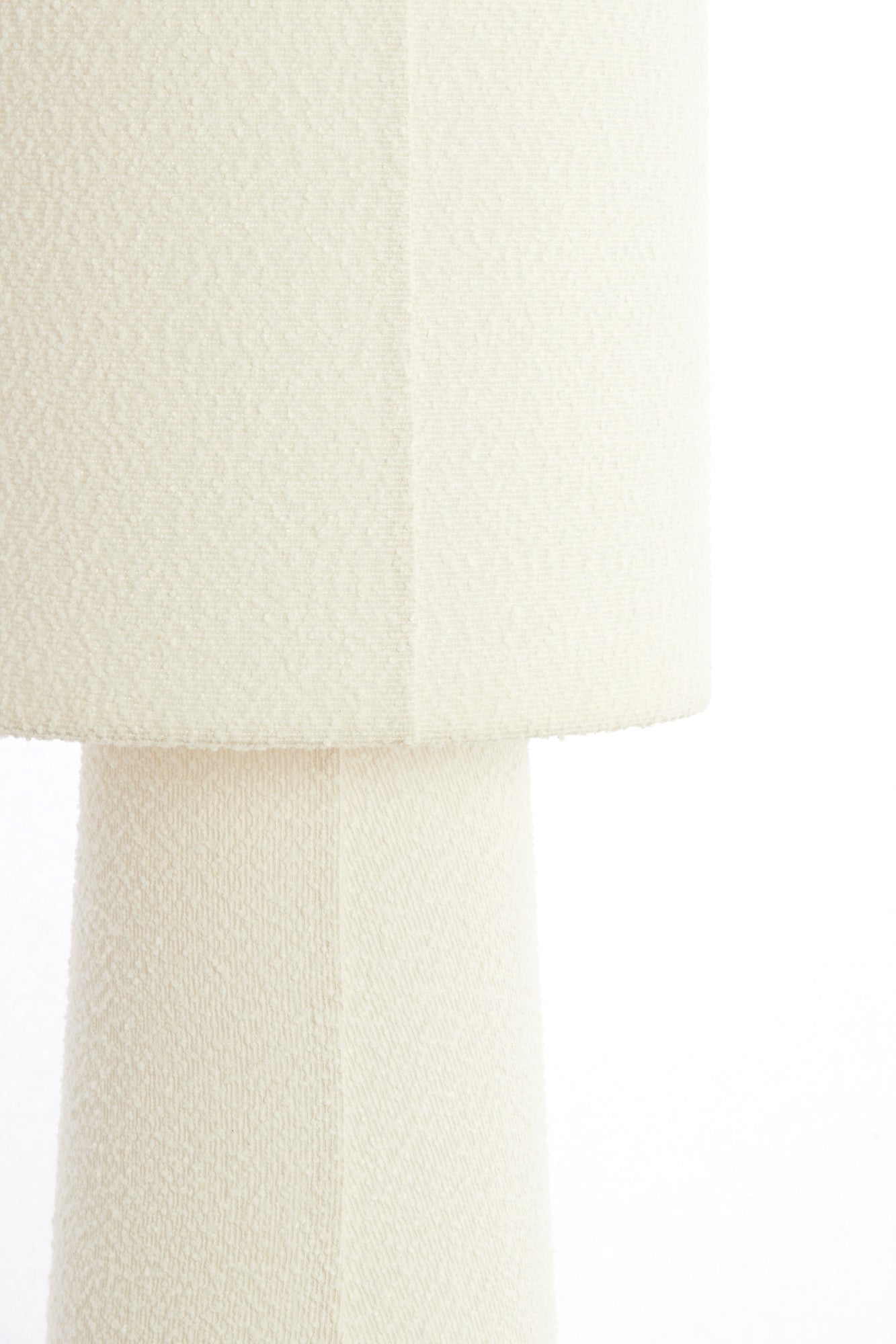 cilindervormige-beige-staande-lamp-light-living-mikkel-variant-image5