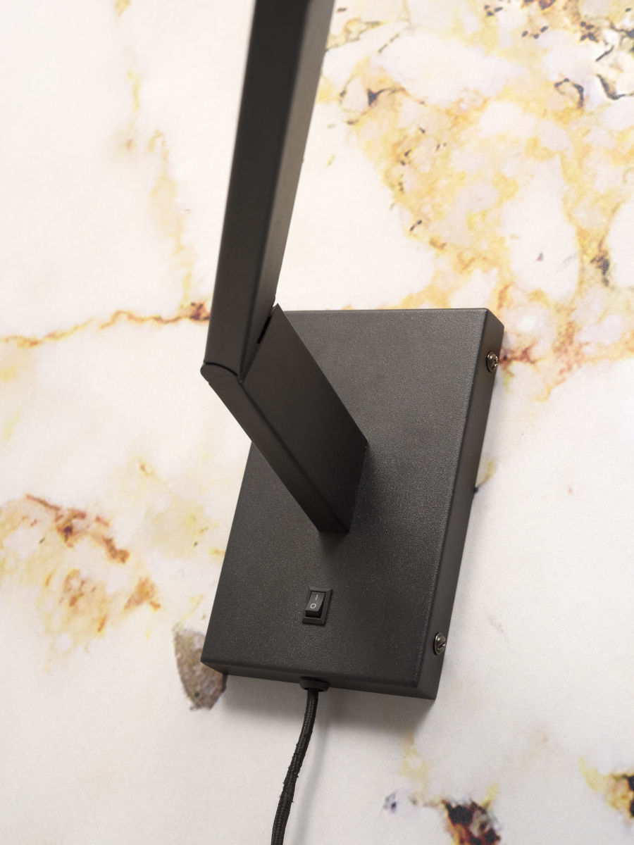 zwarte-verstelbare-conische-wandlamp-its-about-romi-biarritz-variant-image2