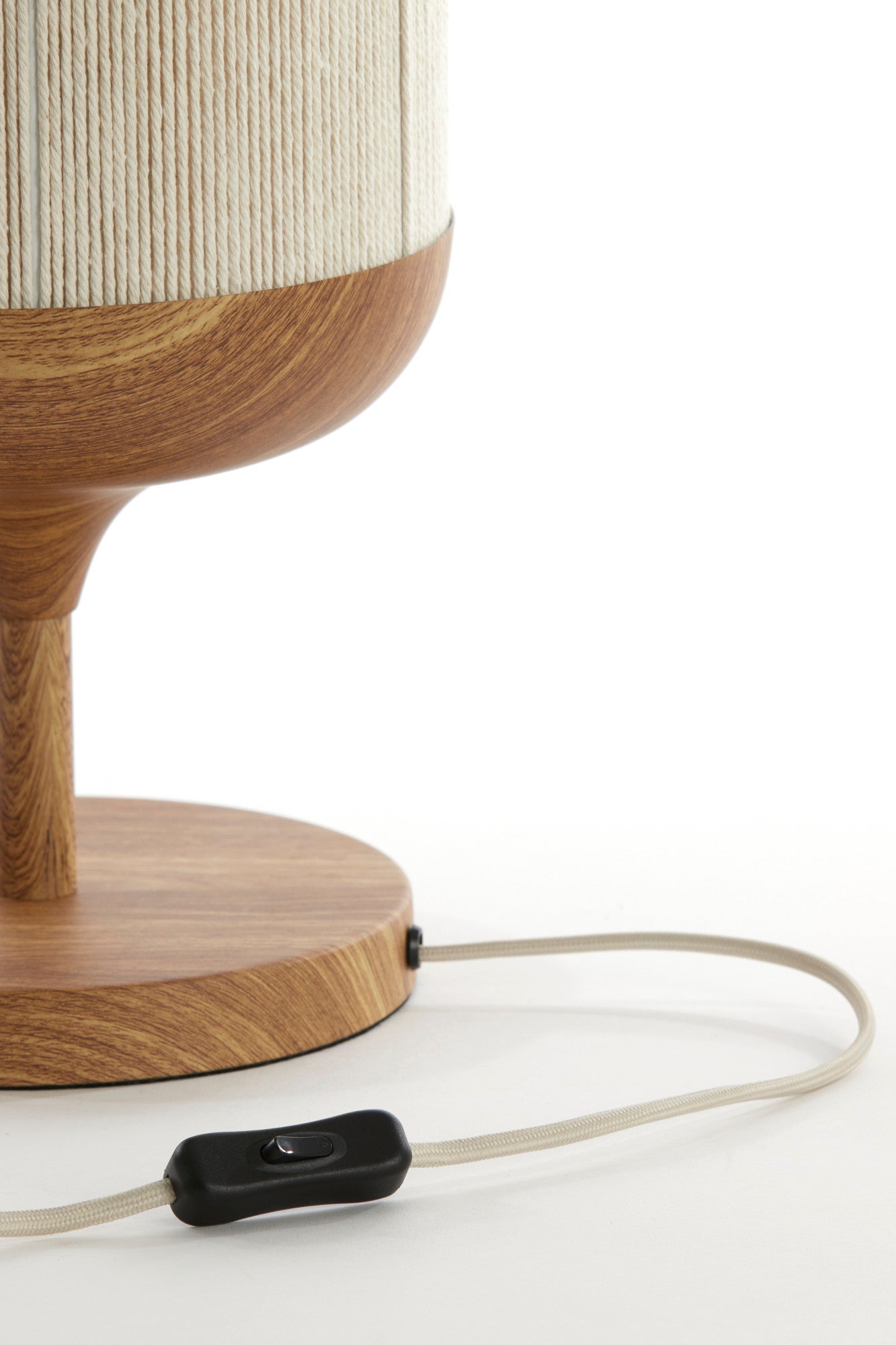 bekervormige-japandi-tafellamp-beige-naturel-light-living-dania-variant-image7