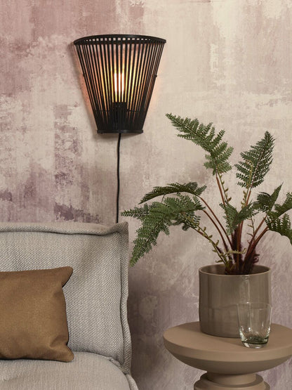 halfopen-bamboe-wandlamp-zwart-good-mojo-merapi-variant-image1