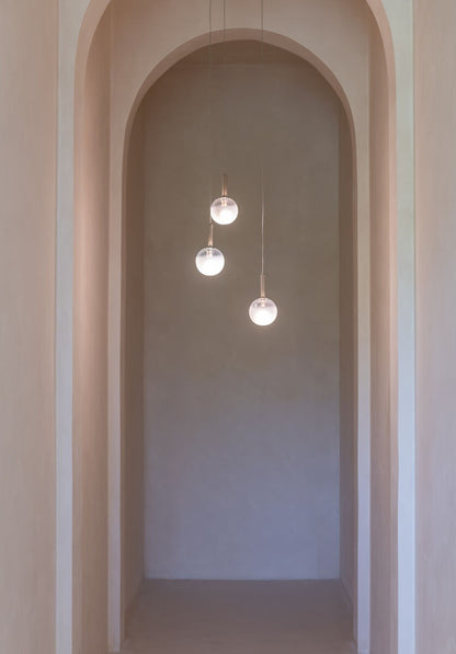 Lampada a sospensione a 3 luci in vetro color sabbia naturale It's About RoMi Murano – disegno con le misure